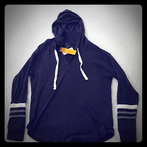 Purple hoodie with front pockets